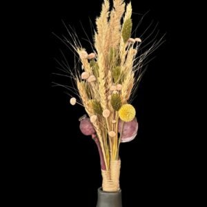 Aranjament cu spice si flori stabilizate