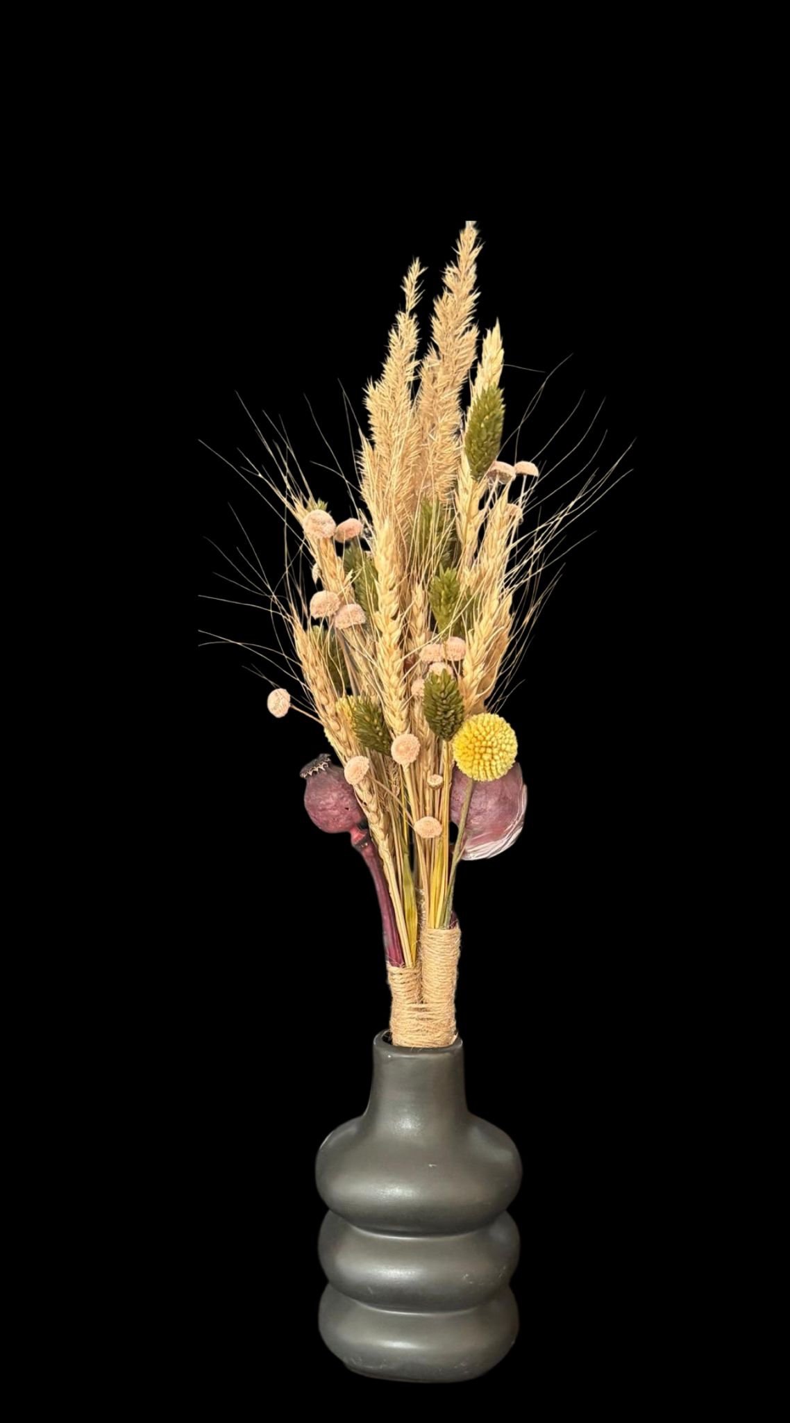 Aranjament cu spice si flori stabilizate