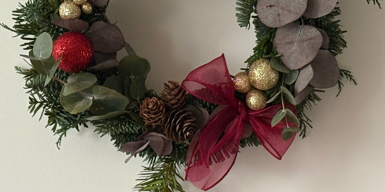 Winter Luxe – Coroniță Burgundy & Gold