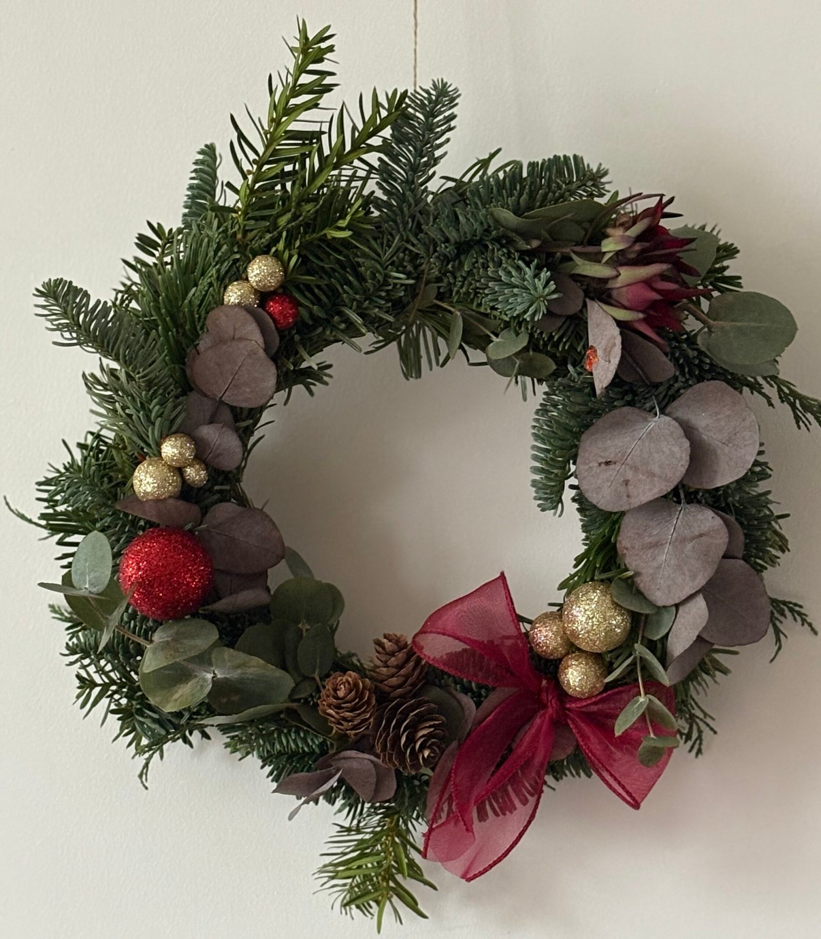 Winter Luxe – Coroniță Burgundy & Gold - imagine 3