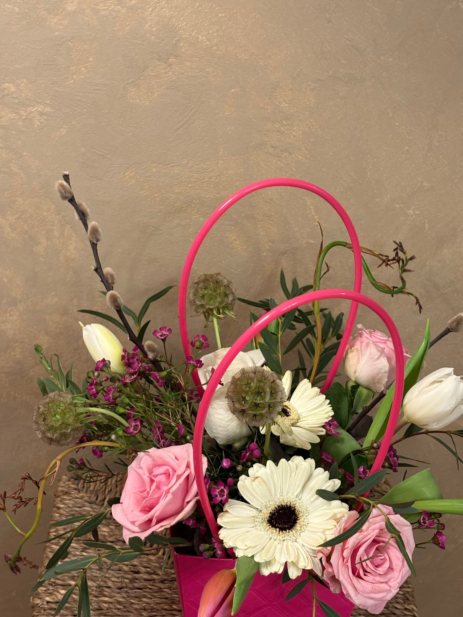 Aranjament floral „Ianuarie Roz” - imagine 2