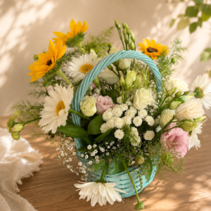 Coș Floral „Rază de Vară”